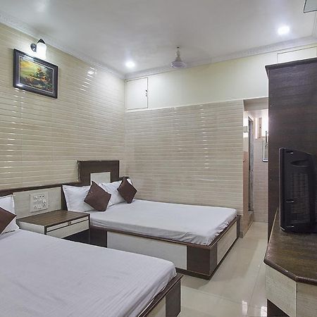 Plaza Guest House Mumbai Bagian luar foto