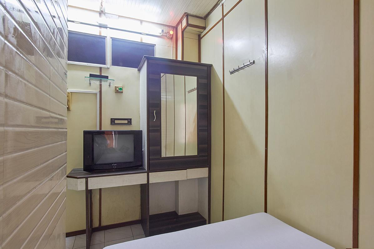 Plaza Guest House Mumbai Bagian luar foto